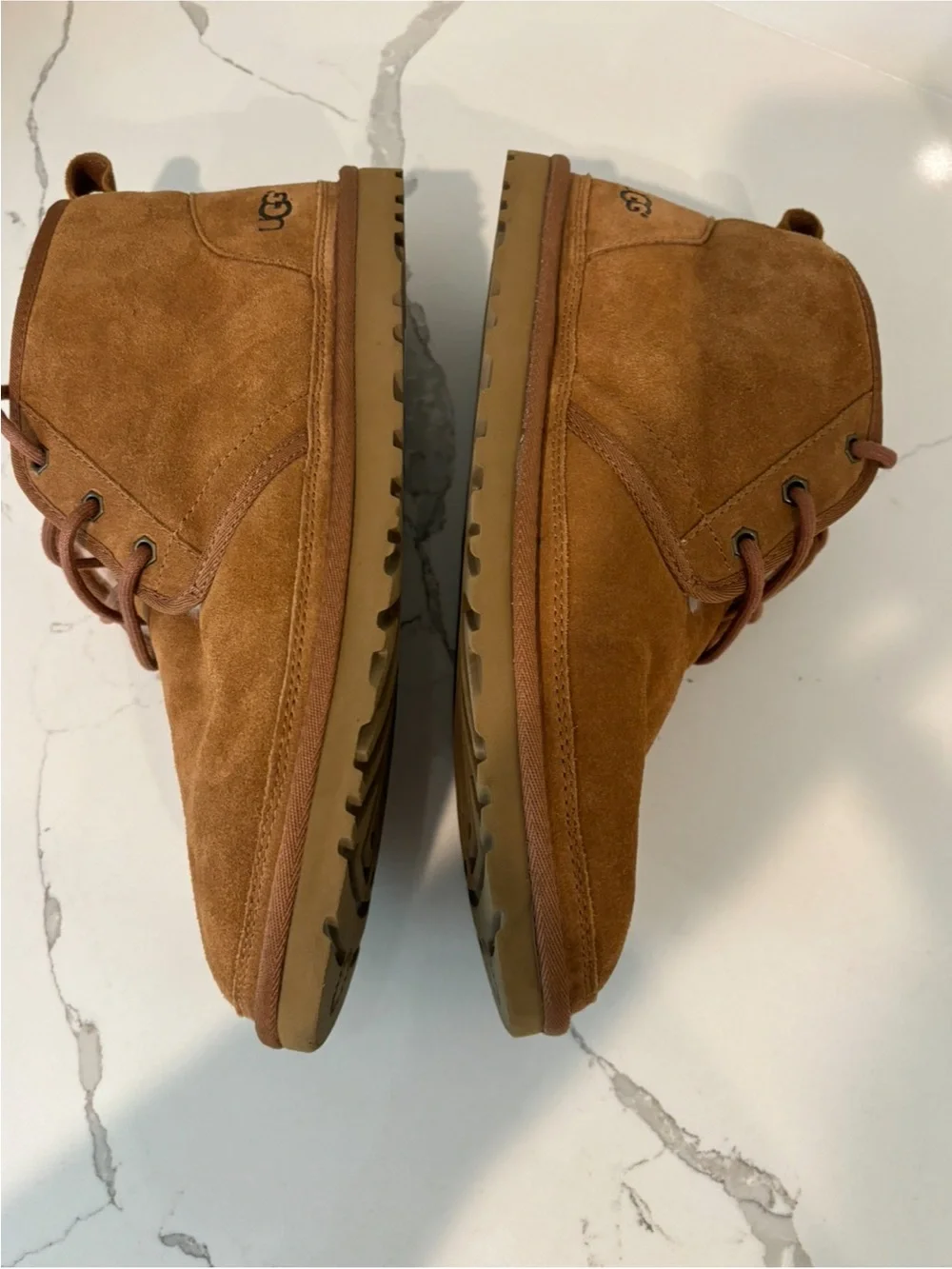 UGG Neumel Chukka Boots in Chestnut Suede Mens Size 11 Lace Up Casual
